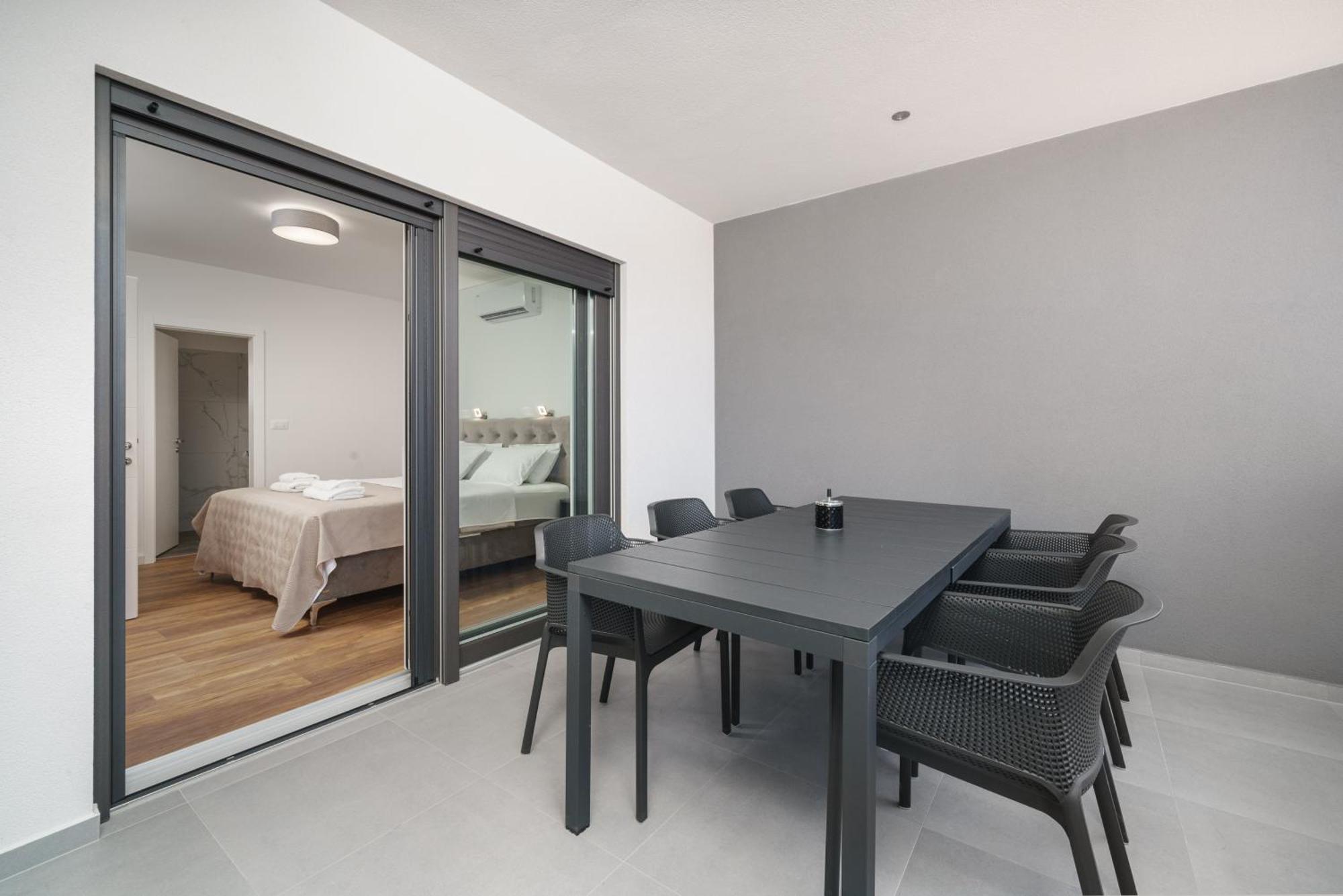 Apartments Okit Vodice Exterior foto