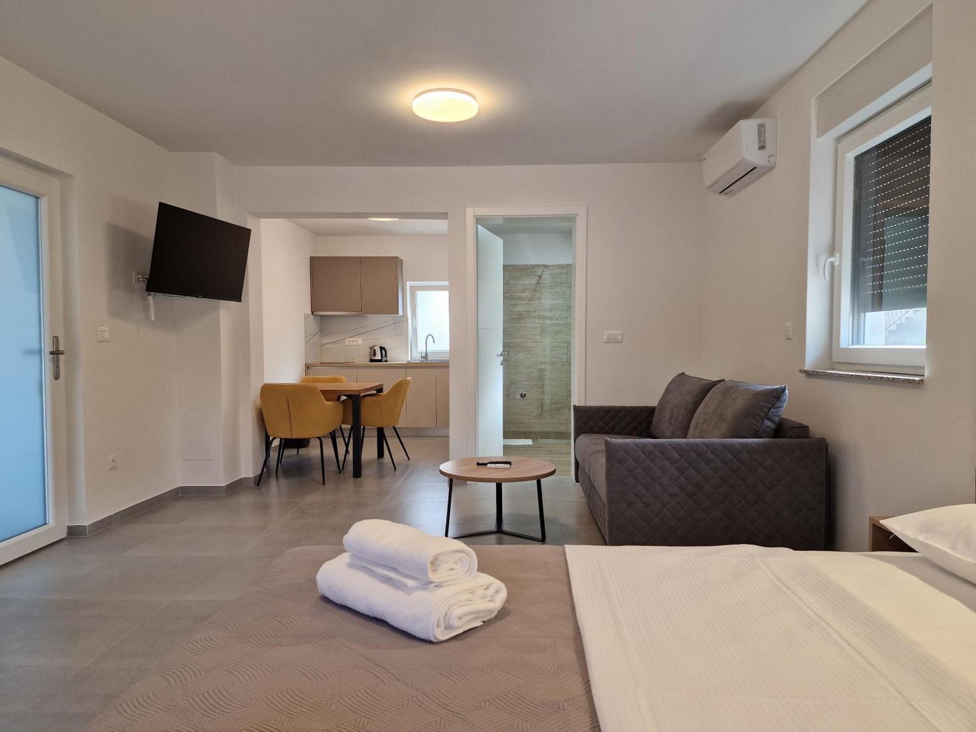 Apartments Okit Vodice Habitación foto