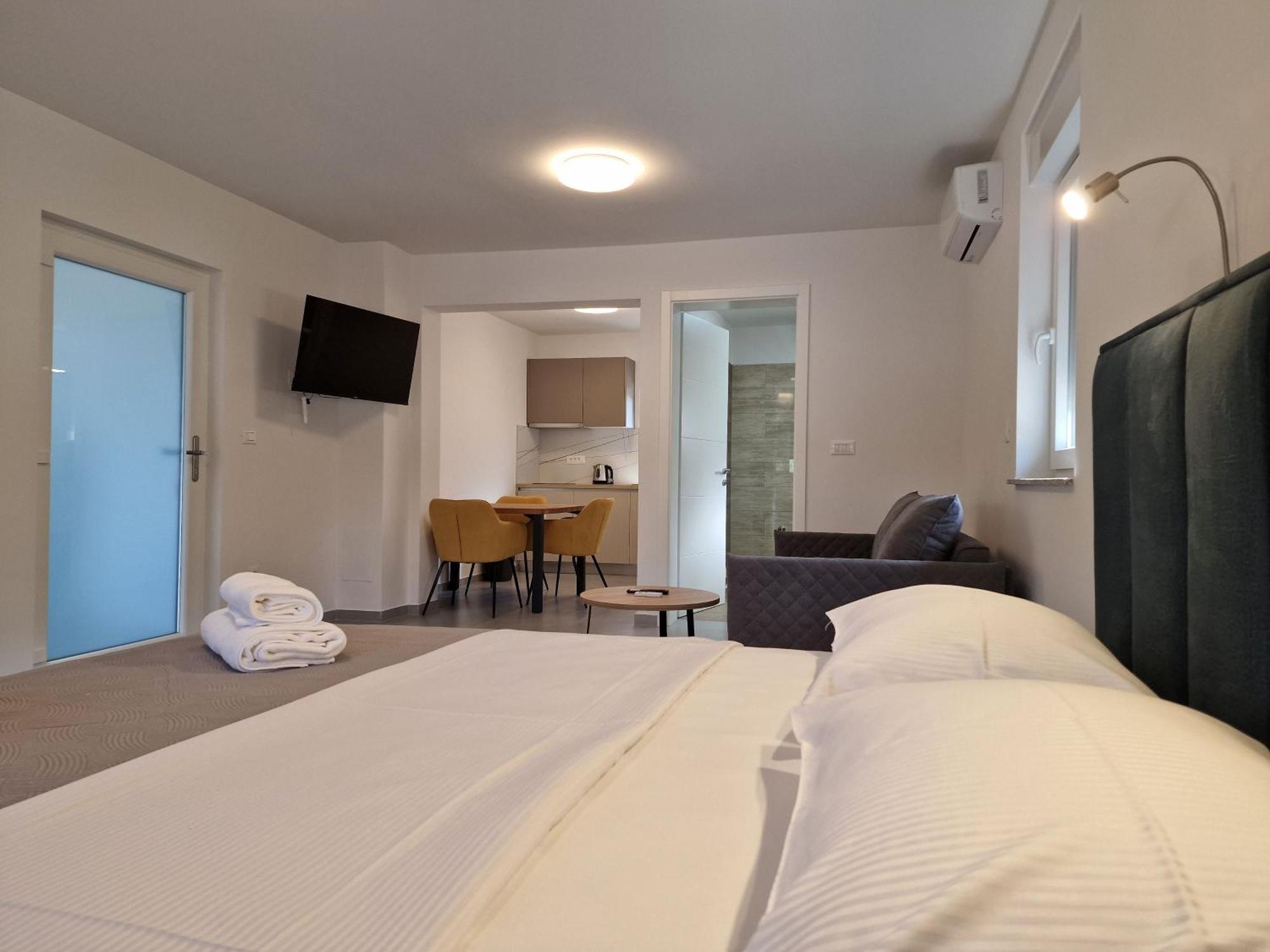 Apartments Okit Vodice Habitación foto